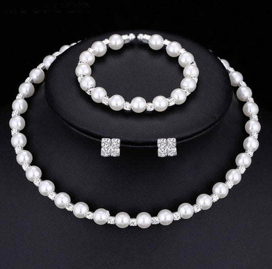Braut Braut Accessoires 8MM handgemachte Perlen, Strass Halsketten, Halsketten, Armbänder, Ohrringe, drei Sets von Anzügen - nargis