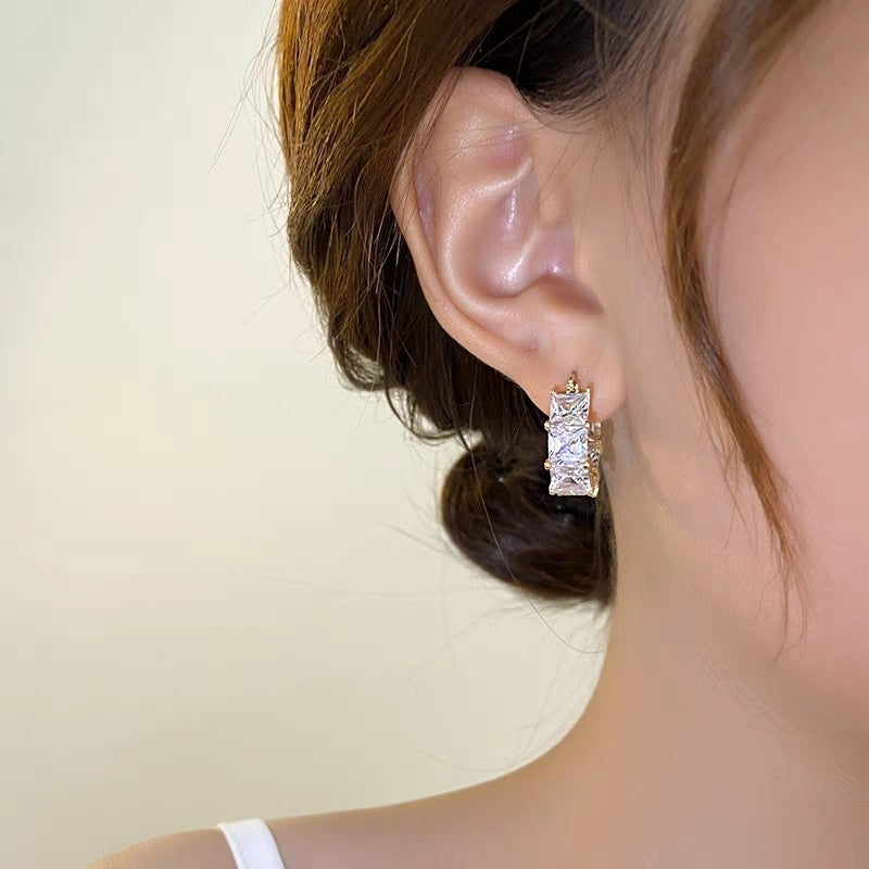 Sexy Design für Frauen High-End- und modische Ohrringe - nargis